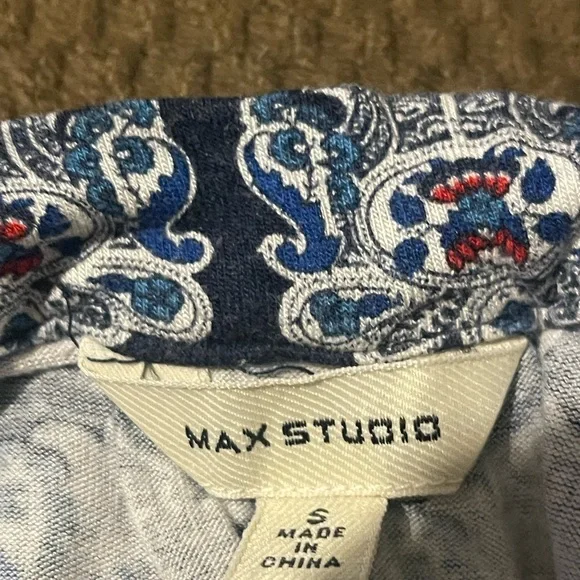 Max Studio Top - Picture 5 of 6